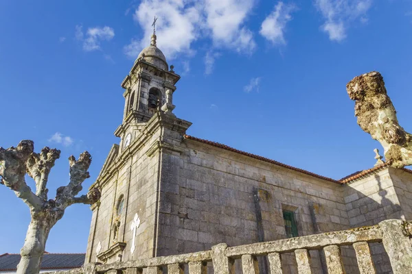 Facciata Campanile Della Chiesa San Giuliano Nell Isola Arousa — Foto Stock