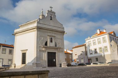 Aveiro 'daki Aziz Goncalinho Şapeli' nin cephesi