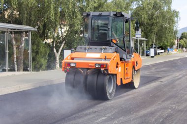 Silindir, İnşaat ekipmanları, yol onarım sit