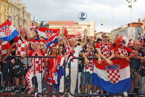 Zagreb Kroatien Juli Kroatischen Fußballfans Auf Dem Verbot Jelacic Platz — Stockfoto
