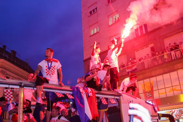 Zagreb Croacia Julio 2018 Equipo Fútbol Croata Llega Través Multitud — Foto de Stock