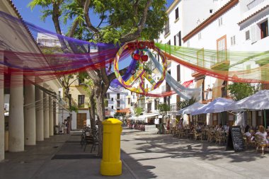 Ibiza eski şehir, Dalt Vila denir. Ibiza Akdeniz'de bulunur Balear Adaları biridir