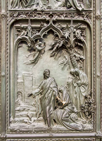 Détail Bas Reliefs Bronze Scène Pieta Bas Relief Aux Portes — Photo