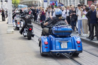 Zagreb 'de motosiklet Harley Davidson hayranları grubu