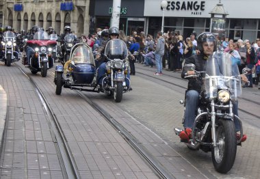 Zagreb 'de motosiklet Harley Davidson hayranları grubu