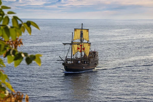 Dubrovnik Croatia September 2020 Tirena Tourist Replica Wooden Medieval Ship — Stock Photo, Image