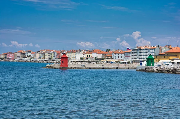 Piran, Slovenya. Tarihi kentin Piran görüntü ve bağlantı noktası. Bağlantı noktası Piran Slovenya. -Görüntü