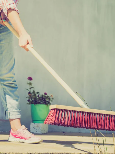 Unrecognizable Female Person Using Big Broom Clean Backyard Patio — Stock Photo, Image