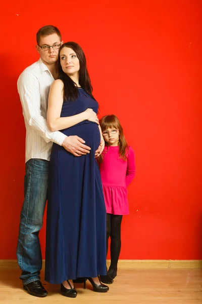 Tiempo Libre Familiar Esperando Concepto Bebé Mujer Embarazada Con Vientre —  Fotos de Stock