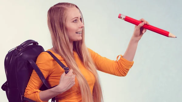 Feliz Joven Rubia Adolescente Que Escuela Universidad Con Mochila Celebración — Foto de Stock