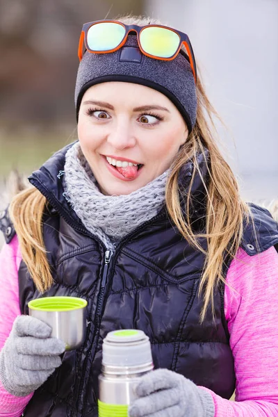 Mujer Viajero Chica Usando Ropa Deportiva Caliente Aire Libre Clima —  Fotos de Stock