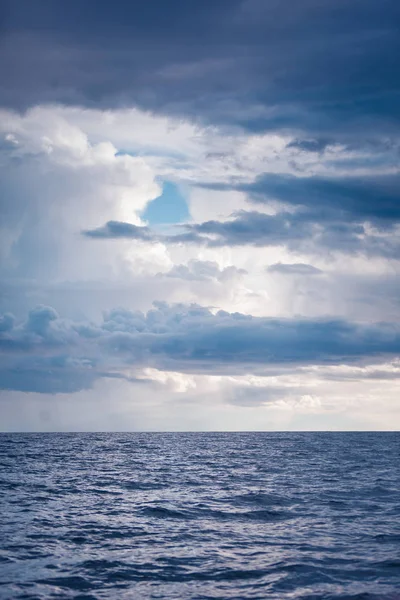 Frumos Capac Mare Seara Orizont Mare Cer Scenă Liniştită Compoziția — Fotografie, imagine de stoc