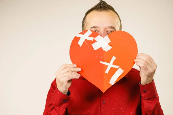 Kötü Ilişkiler Ayrılık Hüzün Duyguları Konsepti Kırık Kalp Tutan Yetişkin — Stok fotoğraf
