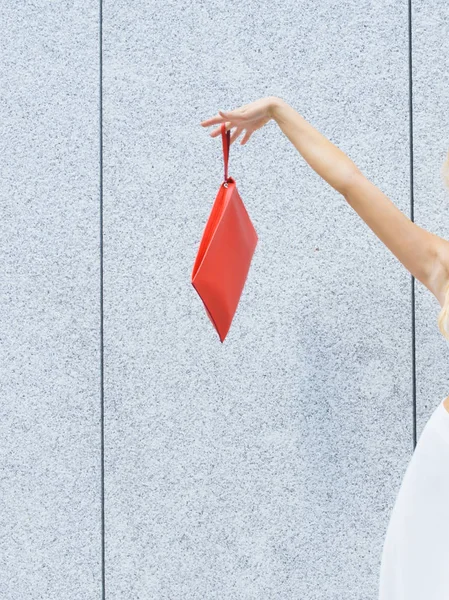 Unrecognizable Woman Showing Red Bag Grey Concrete Industrial Wall Outfit — Stock Photo, Image