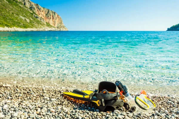 Ψαλίδια Εξοπλισμού Snorkel Και Αναπνευστήρα Μάσκα Σωλήνα Που Βρίσκεται Στην — Φωτογραφία Αρχείου