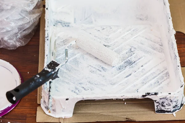 Home Renovação Mudança Cor Paredes Diy Conceito Tinta Branca Com — Fotografia de Stock