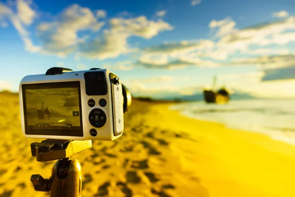 Professional Camera Tripod Taking Picture Film Video Greek Coastline Rusty — Stock Photo, Image