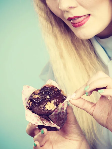 Sweet Food Sugar Make Happy Attractive Blonde Woman Holds Yummy — Stock Photo, Image