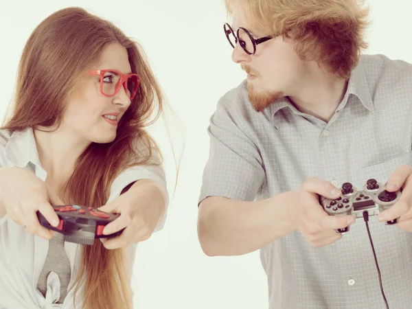 Muito Emocional Casal Desfrutando Tempo Lazer Jogando Jogos Vídeo Juntos — Fotografia de Stock