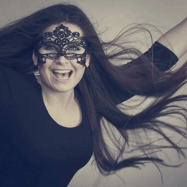 Gelukkig Vrij Mysterieuze Vrouw Dragen Black Eye Lace Masker Hebben — Stockfoto