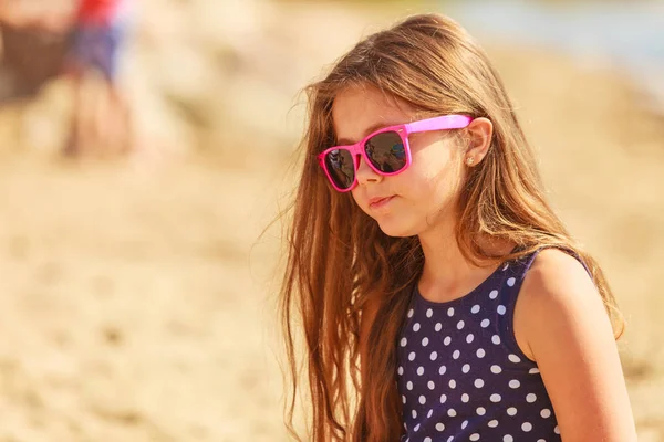 Férias Verão Lazer Jovem Turista Menina Óculos Sol Rosa Livre — Fotografia de Stock