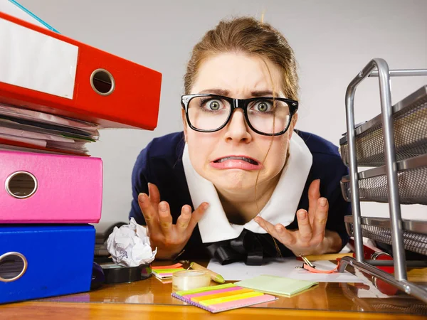 Pesten Het Werk Slechte Baan Betrekkingen Concept Depressief Zakenvrouw Wordt — Stockfoto