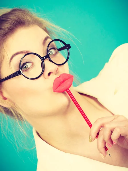 Preciosa Mujer Negocios Dulce Ropa Elegante Nerd Gafas Con Labios —  Fotos de Stock
