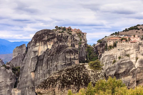 テッサリア ギリシャの崖の上の修道院 ギリシャの目的地 — ストック写真