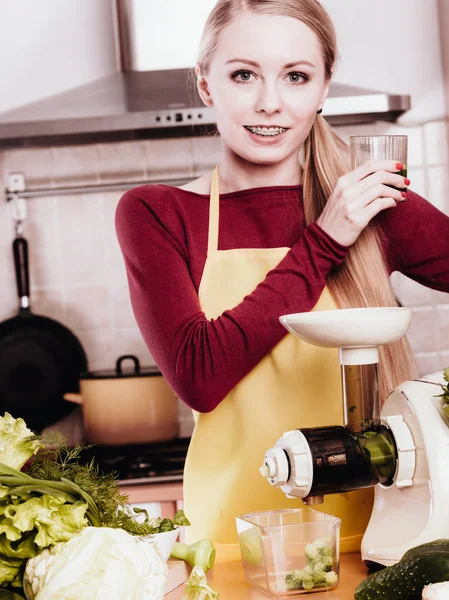 Bebidas Buenas Para Salud Concepto Desayuno Dieta Mujer Joven Cocina — Foto de Stock