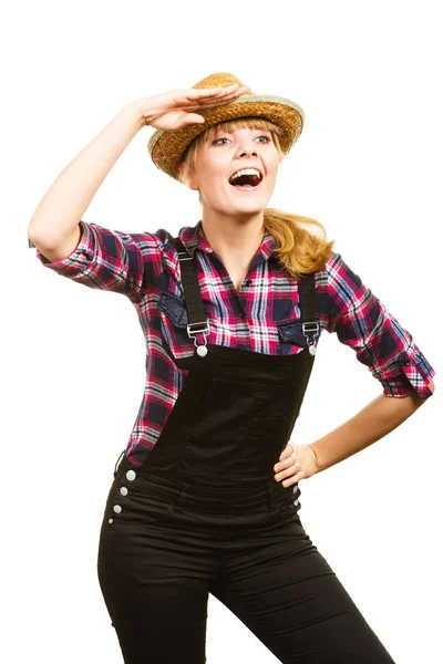 Conceito Jardinagem Mulher Atraente Masmorras Camiseta Rosa Chapéu Sol Olhando — Fotografia de Stock