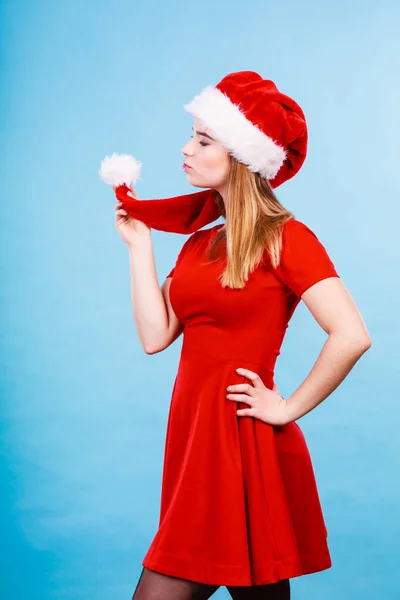 Kerstmis Seizoenskleding Winter Kerstconcept Gelukkige Vrouw Draagt Santa Claus Helper — Stockfoto