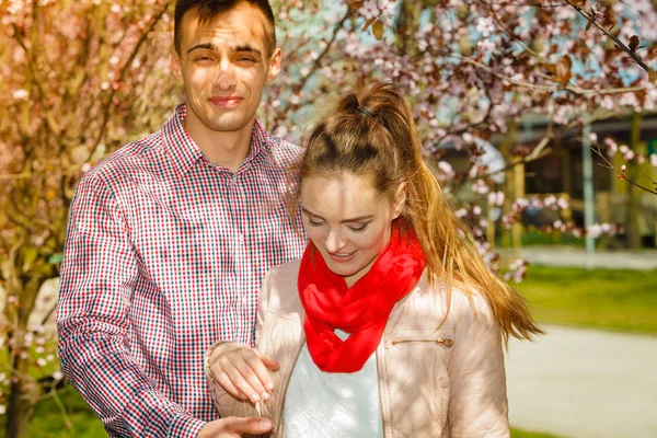 Romance Hermoso Concepto Relación Pareja Feliz Teniendo Cita Romántica Parque —  Fotos de Stock