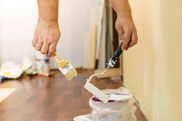 Home Renovation Walls Color Change Diy Concept White Paint Essentials — Stock Photo, Image