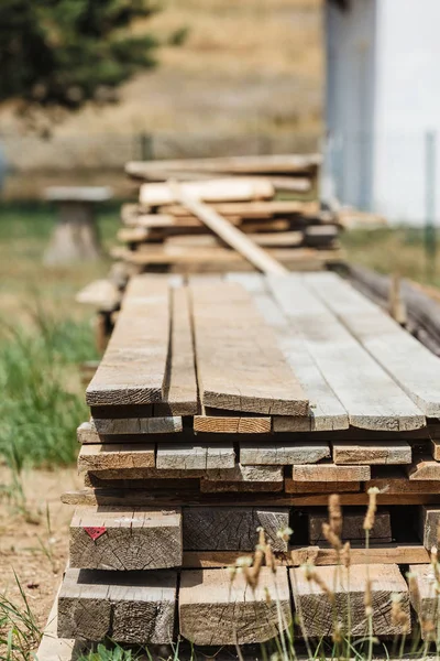 Stack Wooden Piles Plank Boards Construction Site Renovation Building Equipment — Stock Photo, Image