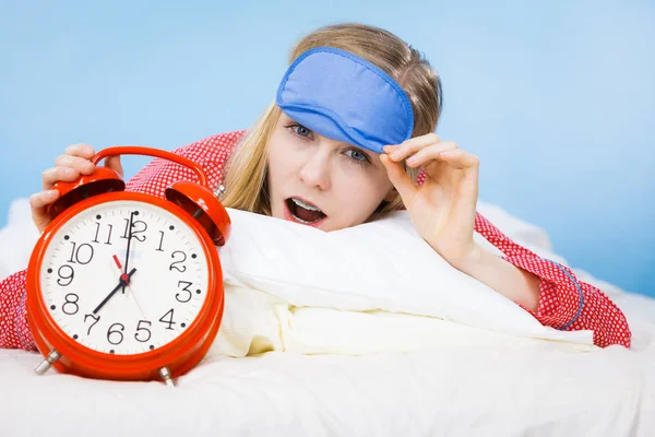 Shocked Young Woman Being Late Wearing Cute Pink Pajamas Holding — Stock Photo, Image