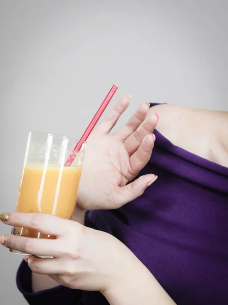 Frau Der Hand Hält Frischen Orangen Grapefruitsaft Konzept Für Gesunde — Stockfoto