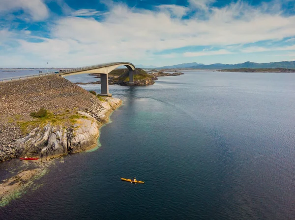 Vista Aérea Ponte Rodoviária Atlântica Mundialmente Famosa Atlanterhavsvegen Noruega Europa — Fotografia de Stock