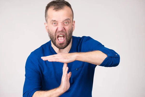 Volwassen Boze Onbeschofte Man Die Tijd Laat Zien Stop Met — Stockfoto