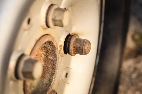 Detailed Close Rim Wheel Screw Car Parts Auto Mechanics Concept — Stock Photo, Image