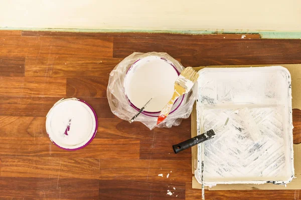 Home Renovation Walls Color Change Diy Concept White Paint Essentials — Stock Photo, Image
