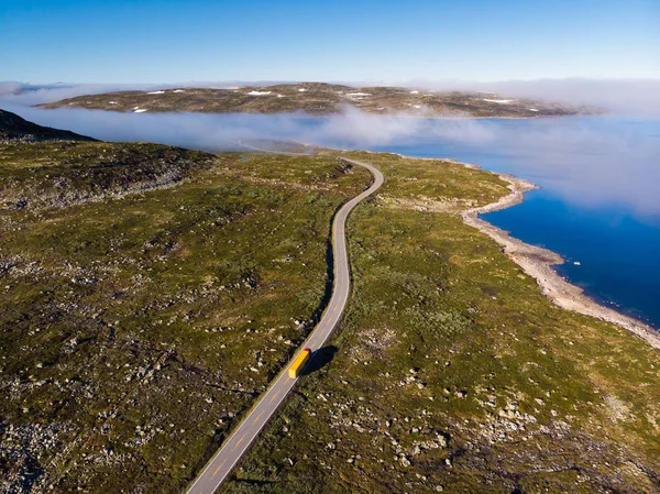 Letecký Pohled Silniční Přechod Horské Plošiny Hardangervidda Mraky Nad Jezery — Stock fotografie