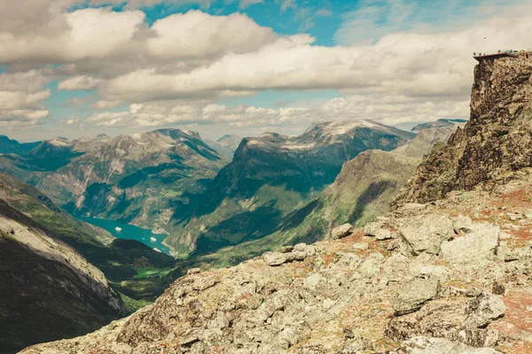 Dalsnbba Bölgesinden Geirangerfjord Ile Panoramik Dağlar Manzarası Geiranger Skywalk Dağdaki — Stok fotoğraf