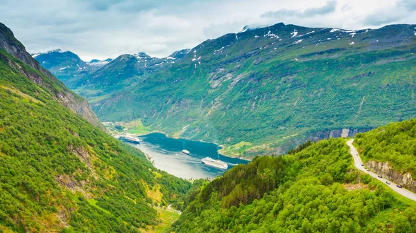 Fjord Geirangerfjord Ferry Boats Νορβηγία Ταξιδιωτικός Προορισμός — Φωτογραφία Αρχείου