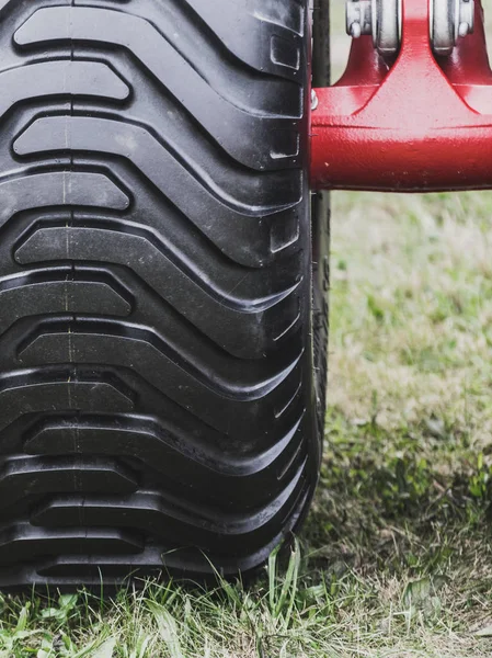 Tires Treads Changing Automotive Concept Detailed Closeup Rubber Tire Wheel — Stock Photo, Image