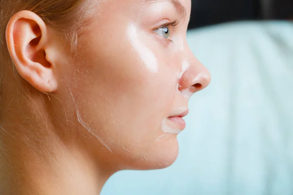 Close Young Woman Facial Peel Mask Peeling Beauty Skin Care — Stock Photo, Image
