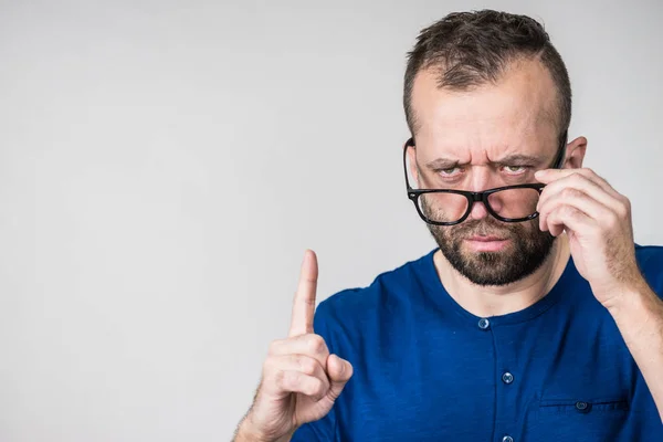 Volwassen Man Met Bril Bazig Leraar Bedreigen Met Zijn Vinger — Stockfoto