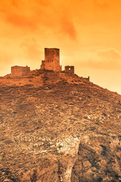 Régi torony kőház a Mani, Görögország. — Stock Fotó