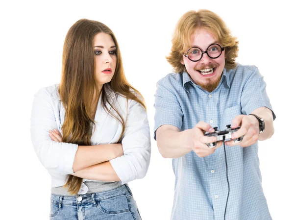 La mujer está enojada con jugar al hombre — Foto de Stock