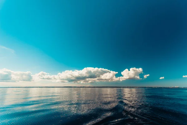 Seascape sea horizon and sky. — Stock Photo, Image