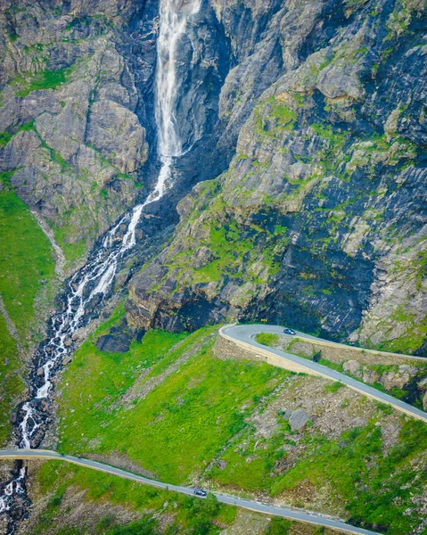 在挪威的 trollstigen 山路 — 图库照片